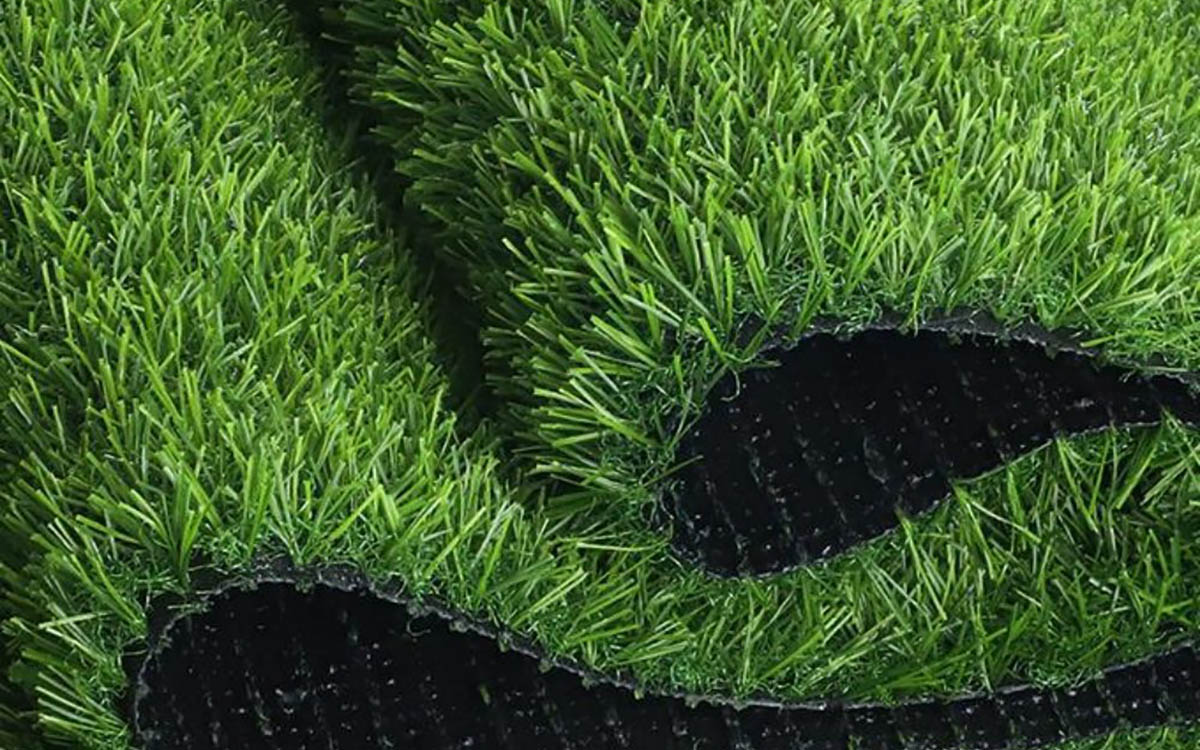 Easy-to-Install Artificial Grass Mat